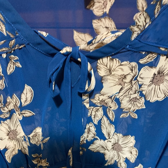 Blouse - Picture 3 of 4